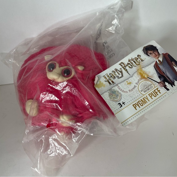 Wizarding World Harry Potter Pink Pygmy Puff Plush The Noble Collection NEW - Picture 9 of 9